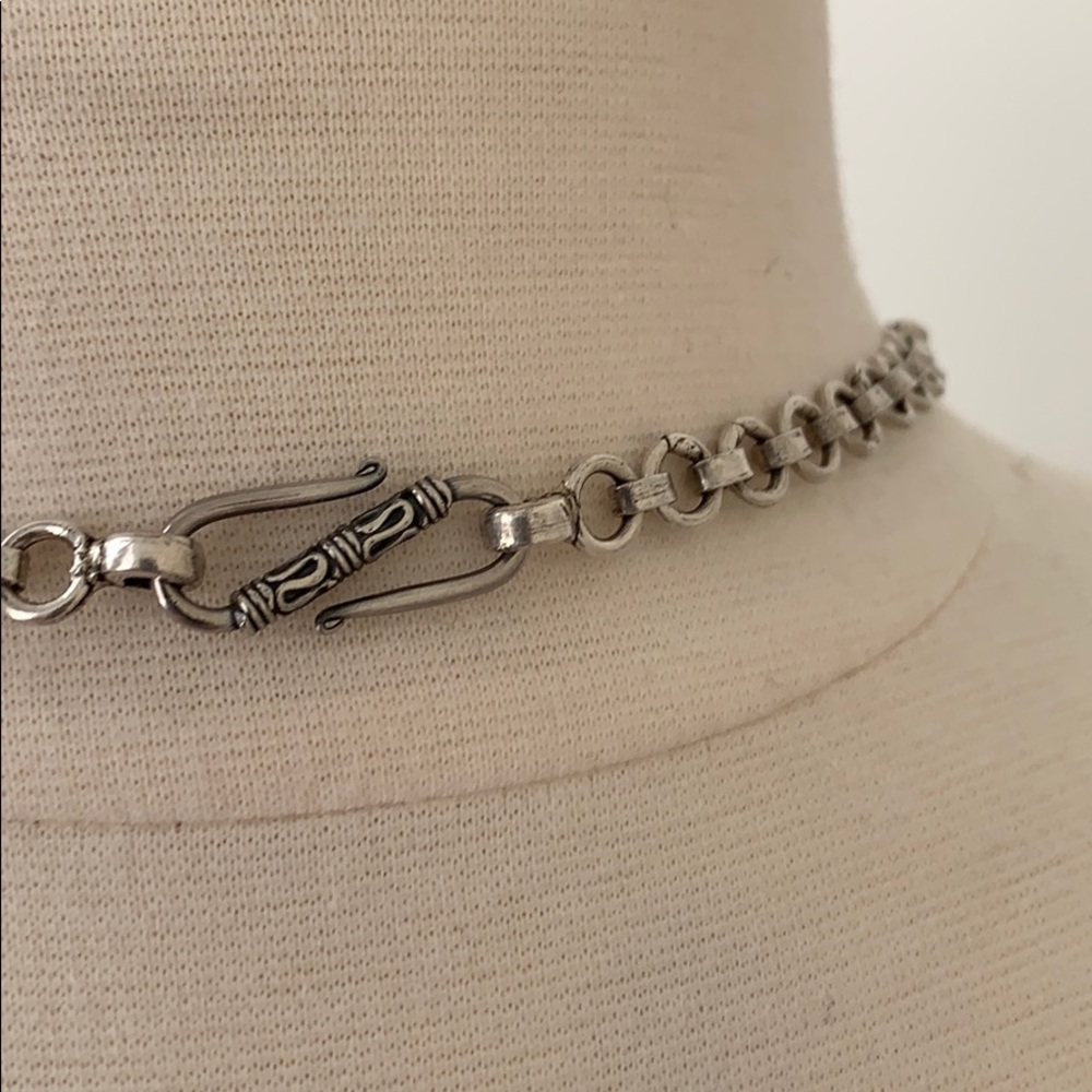 Silver Neckace - Picture 3 of 4